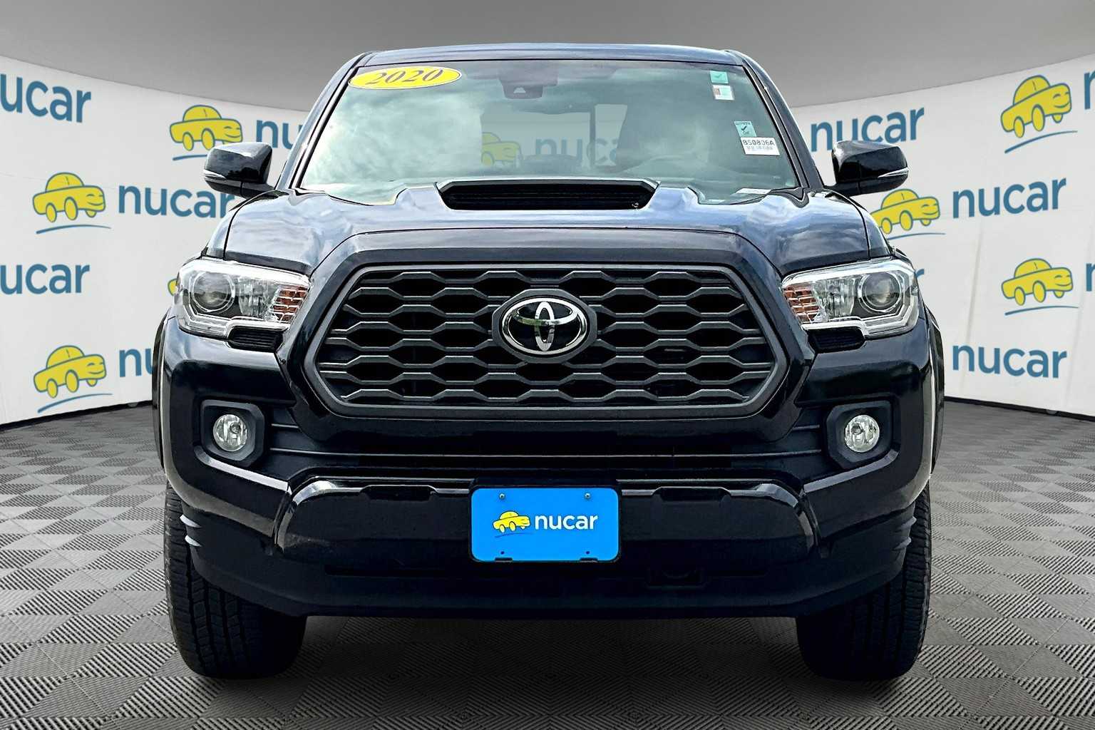 2020 Toyota Tacoma TRD Sport - Photo 2