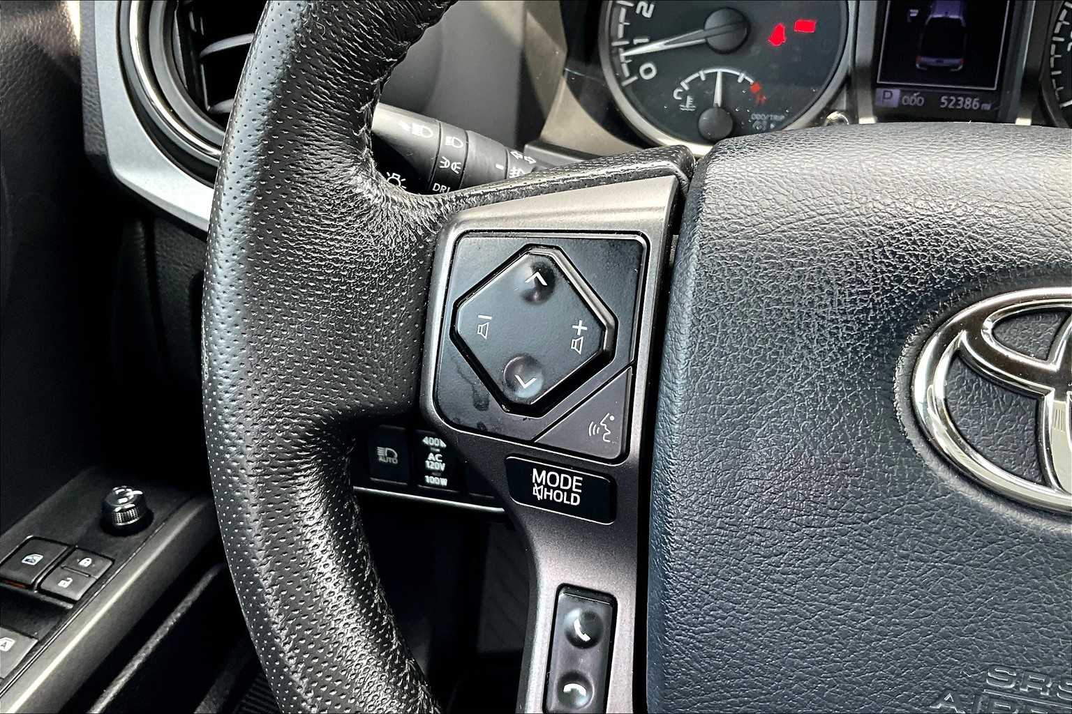2020 Toyota Tacoma TRD Sport - Photo 23