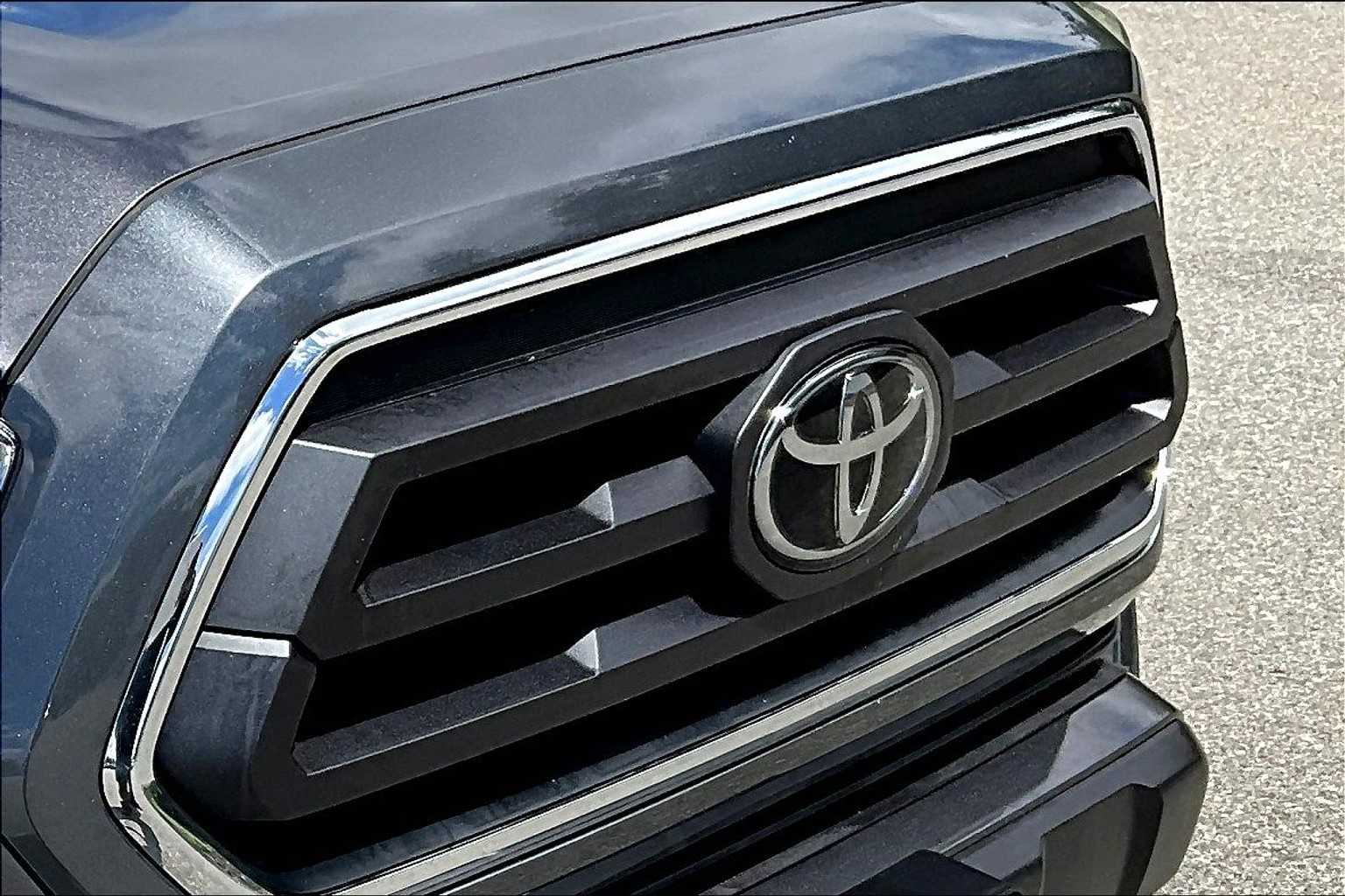 2022 Toyota Tacoma SR5 - Photo 32