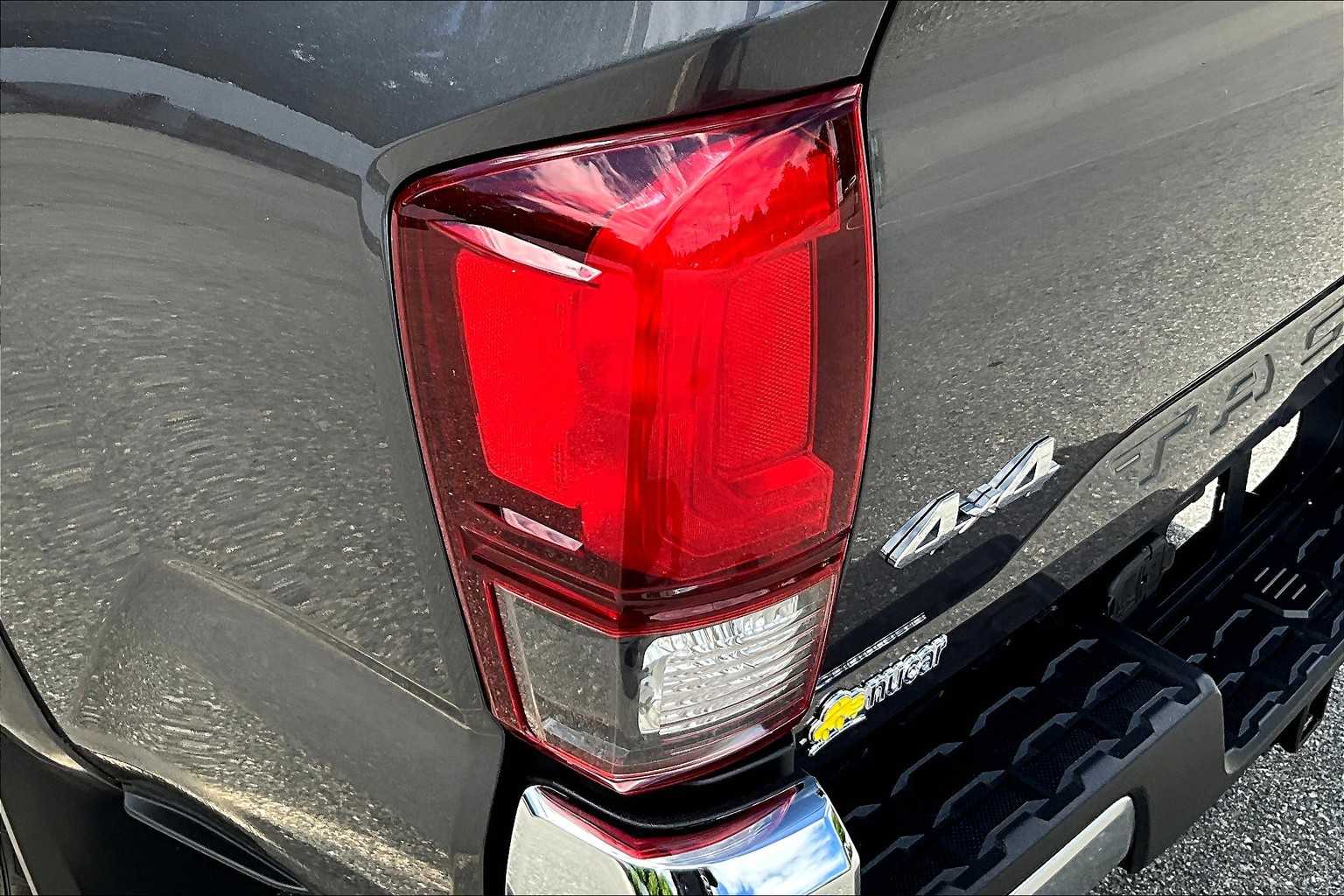 2022 Toyota Tacoma SR5 - Photo 34