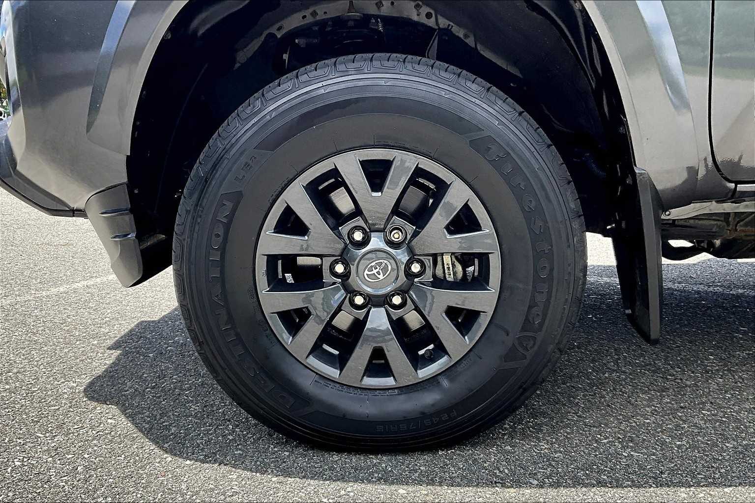 2022 Toyota Tacoma SR5 - Photo 7
