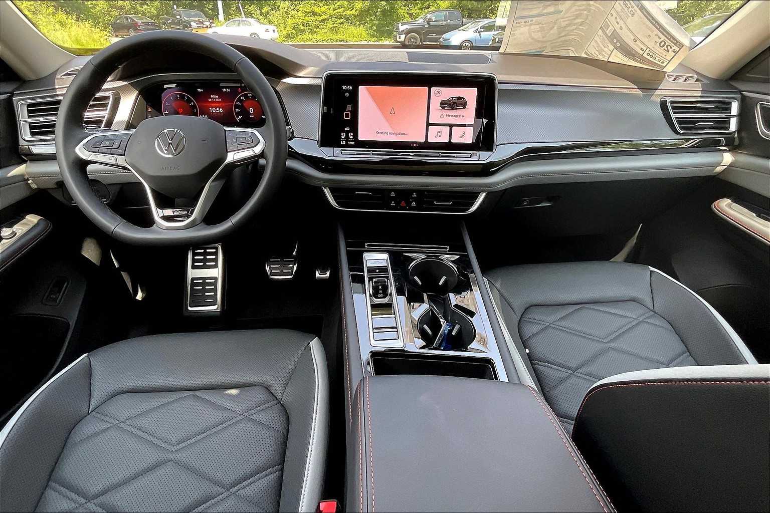 2025 Volkswagen Atlas 2.0T Peak Edition - Photo 12