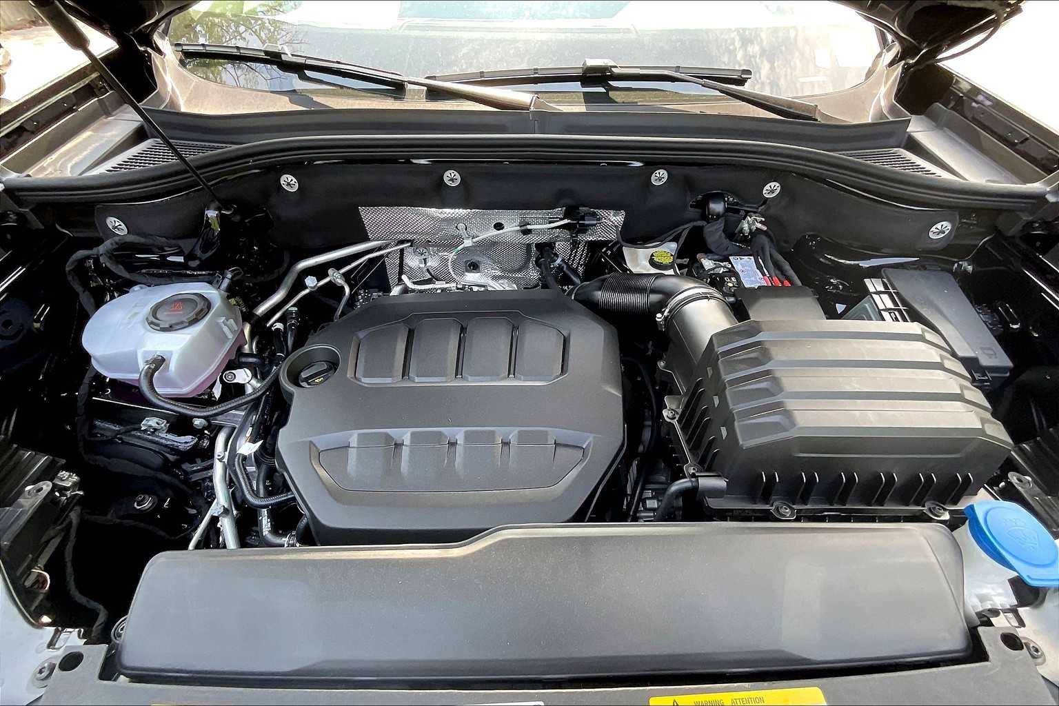 2025 Volkswagen Atlas 2.0T Peak Edition - Photo 16