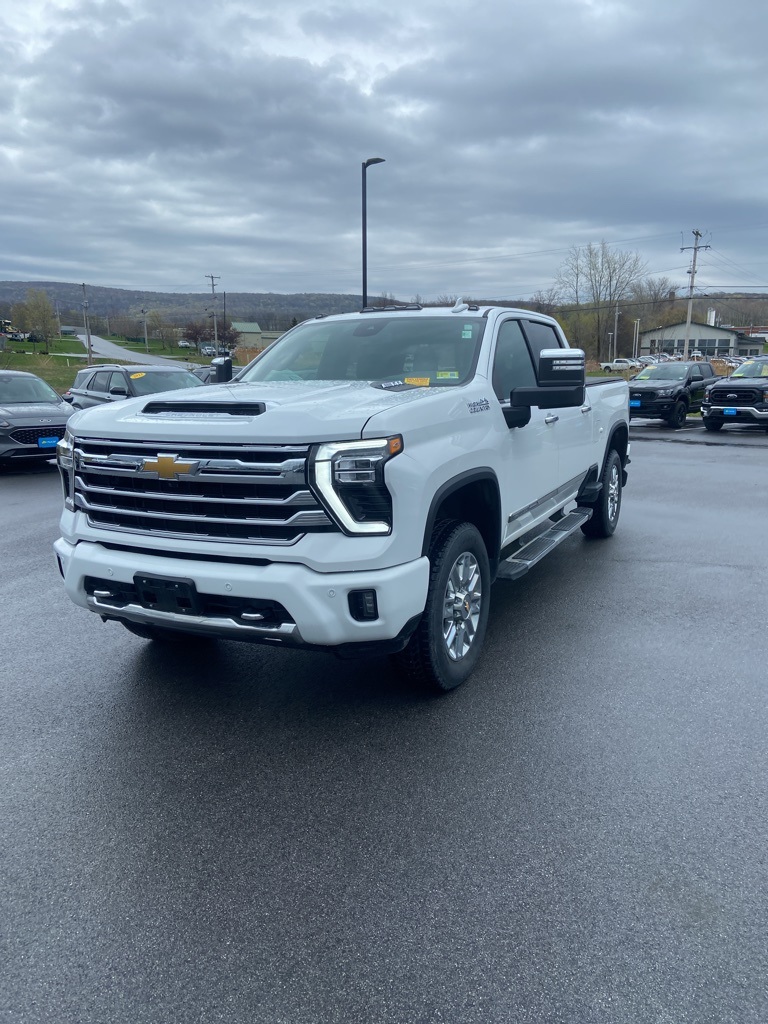 2024 Chevrolet Silverado 2500HD High Country - Photo 2