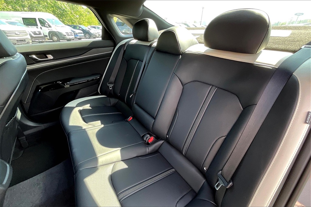 2025 Kia K5 GT-Line - Photo 15