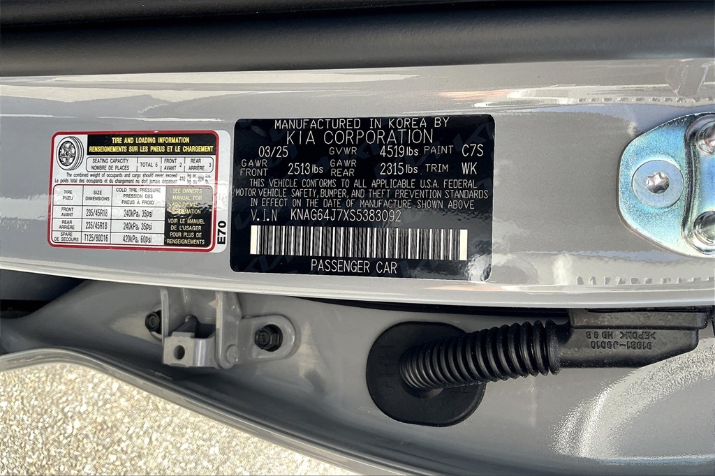 2025 Kia K5 GT-Line - Photo 16