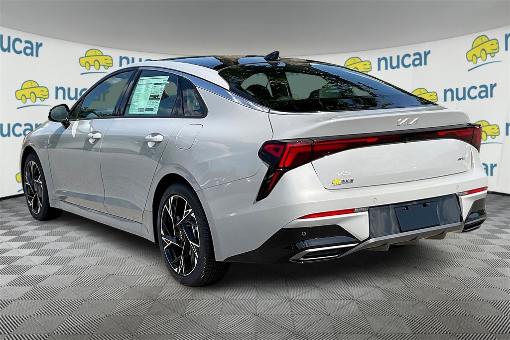 2025 Kia K5 GT-Line - Photo 5