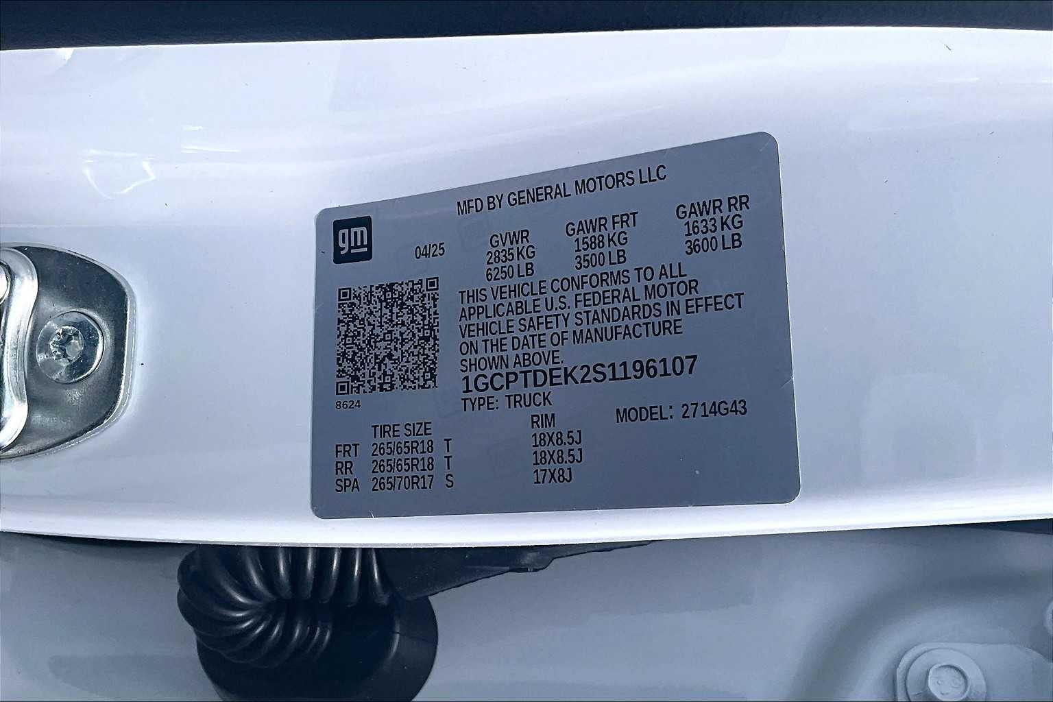 2025 Chevrolet Colorado 4WD Z71 - Photo 17