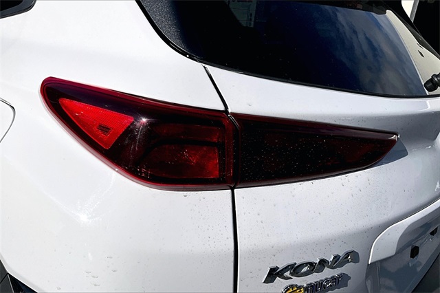 2023 Hyundai Kona SEL - Photo 31