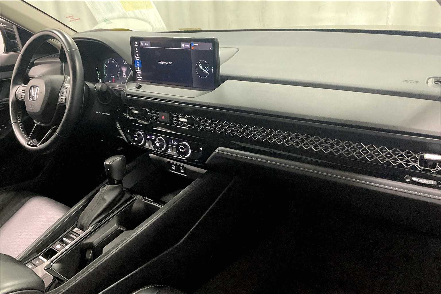 2023 Honda Accord Hybrid EX-L - Photo 14