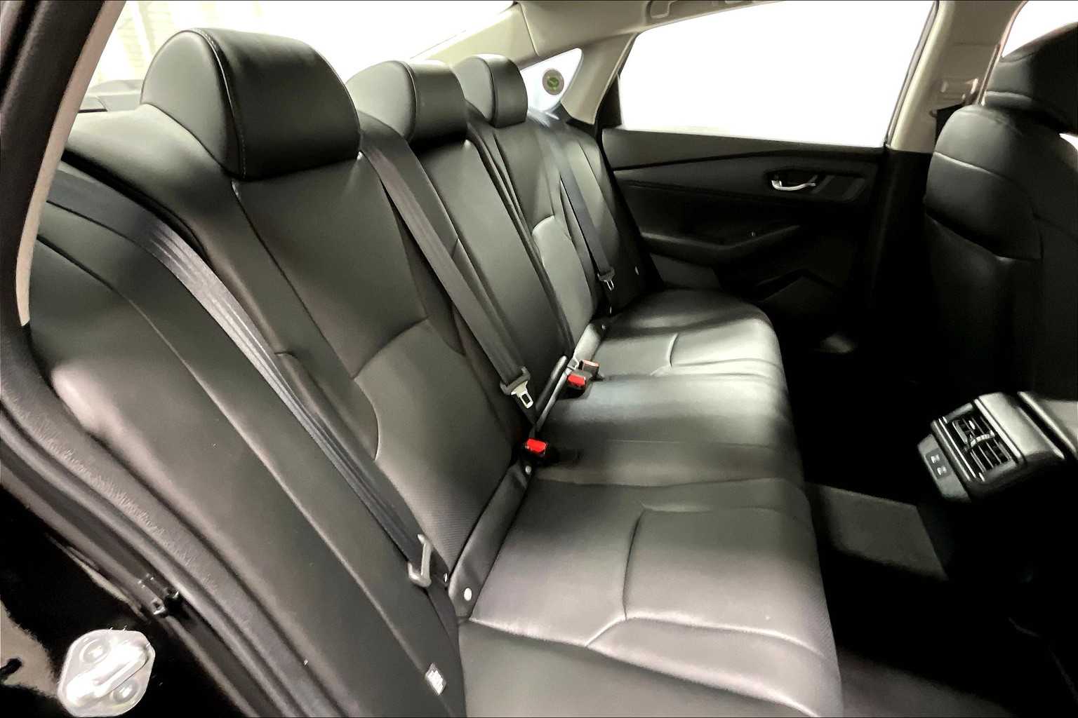 2023 Honda Accord Hybrid EX-L - Photo 16
