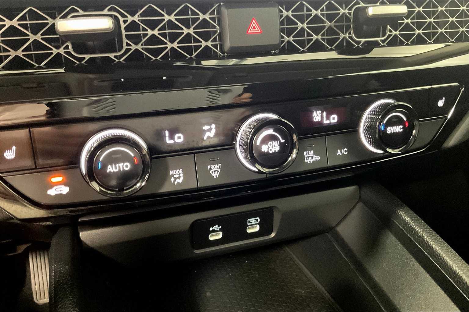 2023 Honda Accord Hybrid EX-L - Photo 26