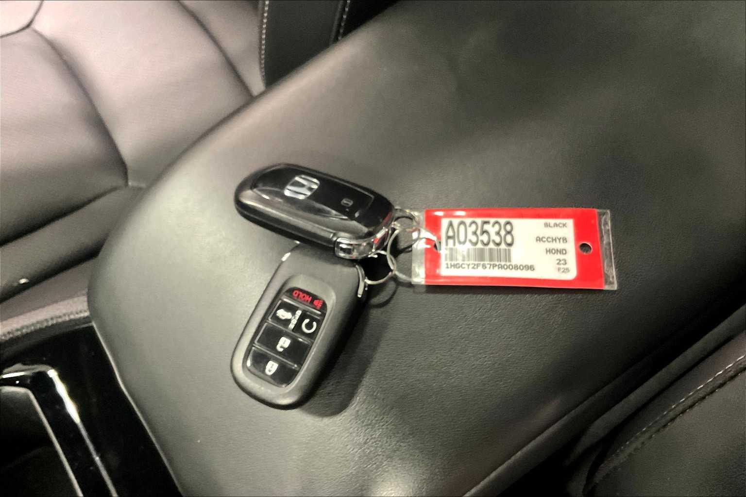2023 Honda Accord Hybrid EX-L - Photo 31