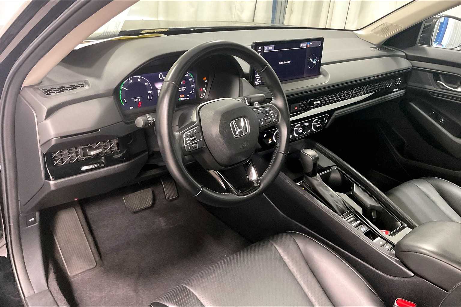 2023 Honda Accord Hybrid EX-L - Photo 8
