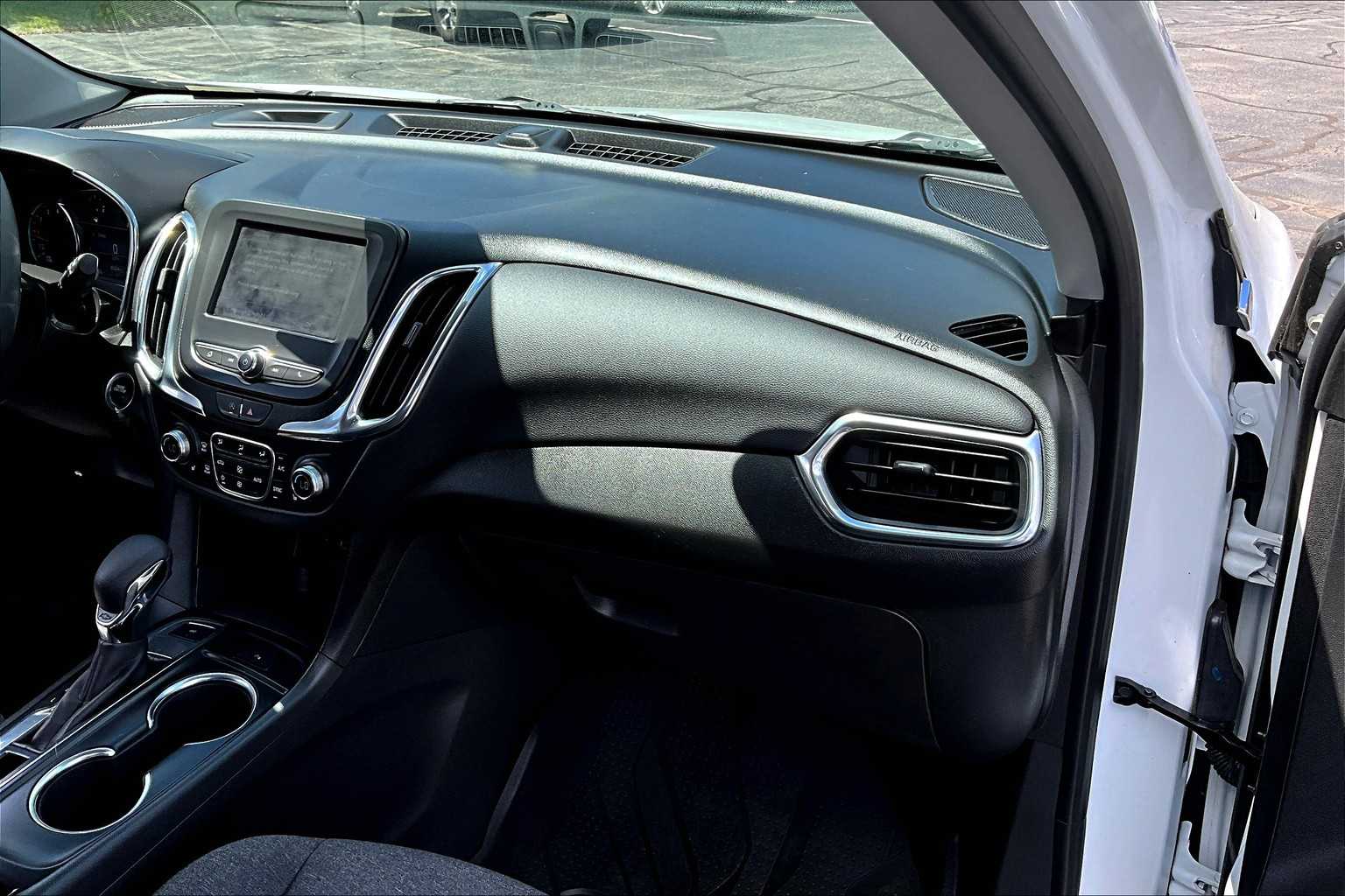 2023 Chevrolet Equinox LT - Photo 13
