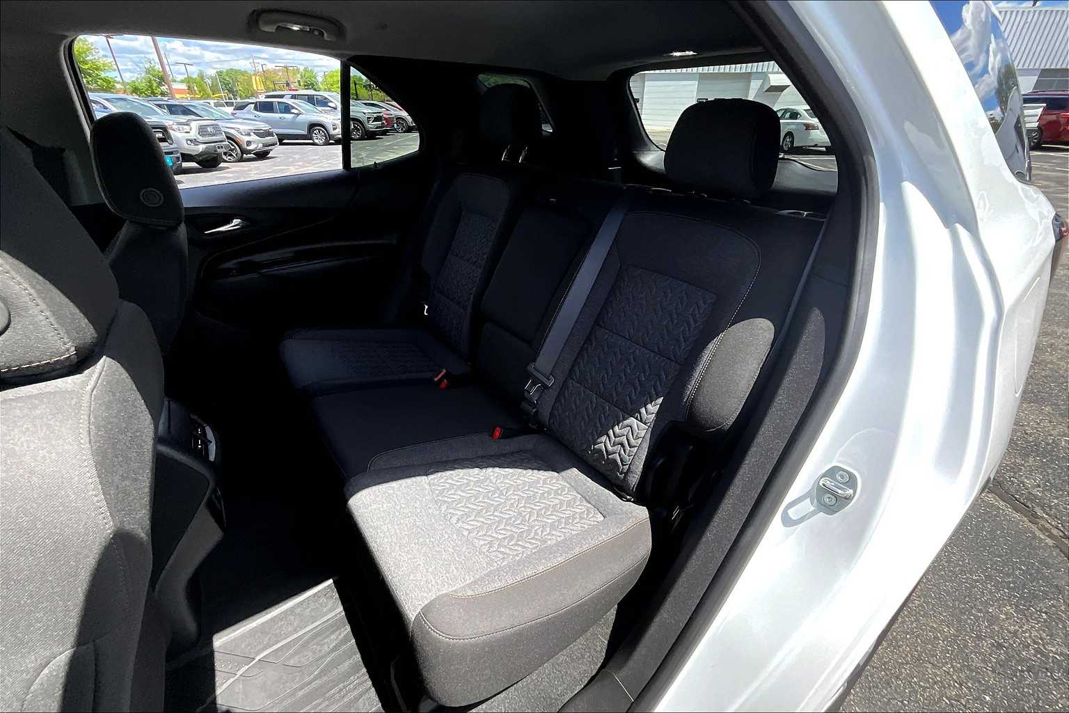 2023 Chevrolet Equinox LT - Photo 14