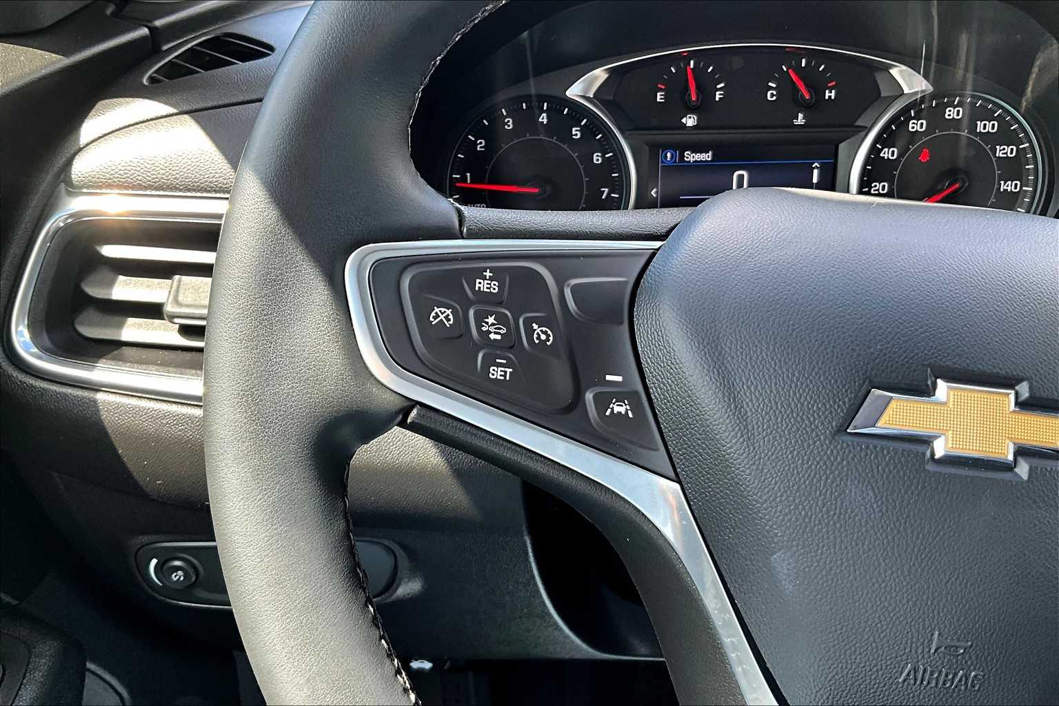 2023 Chevrolet Equinox LT - Photo 22