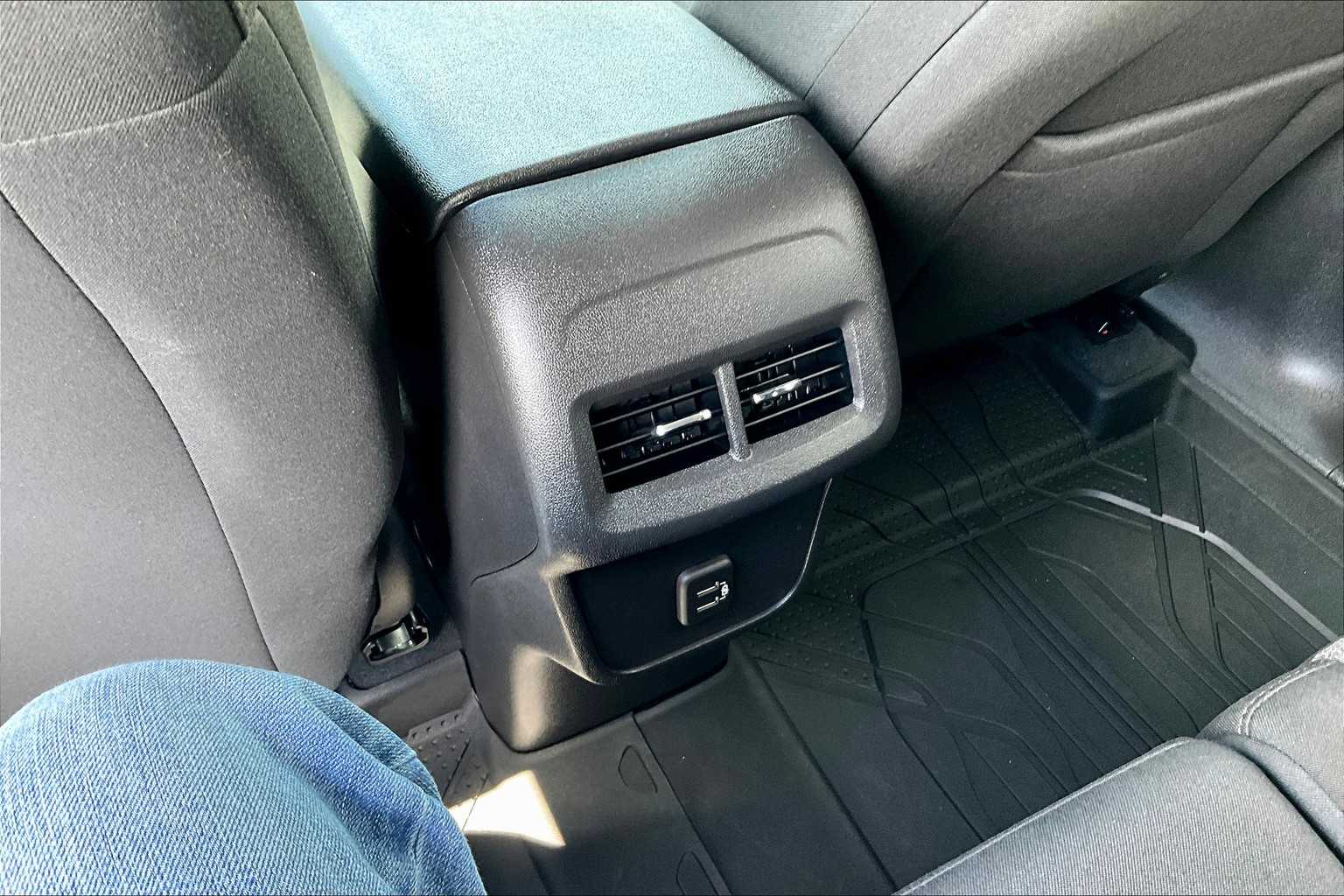 2023 Chevrolet Equinox LT - Photo 26