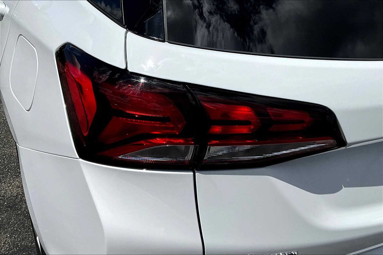 2023 Chevrolet Equinox LT - Photo 32