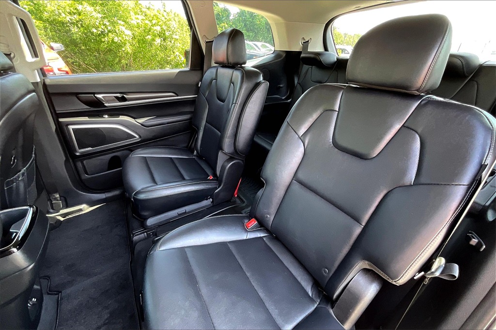 2023 Kia Telluride S - Photo 14