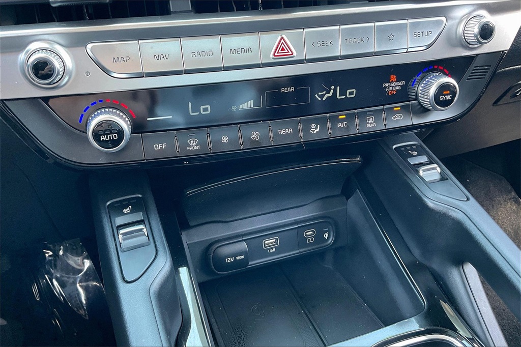 2023 Kia Telluride S - Photo 26