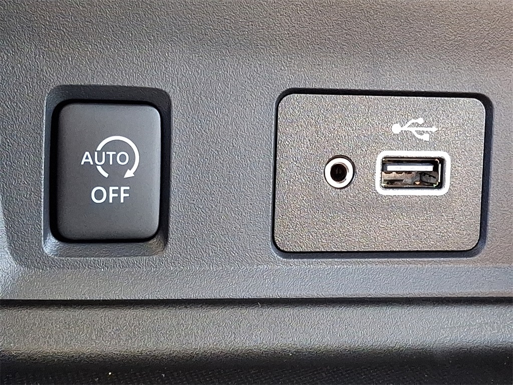 2025 Nissan Sentra S - Photo 16