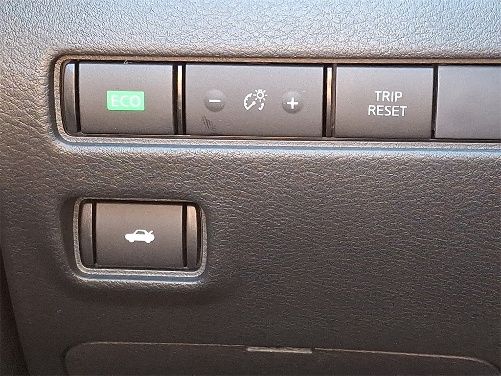 2025 Nissan Sentra S - Photo 17