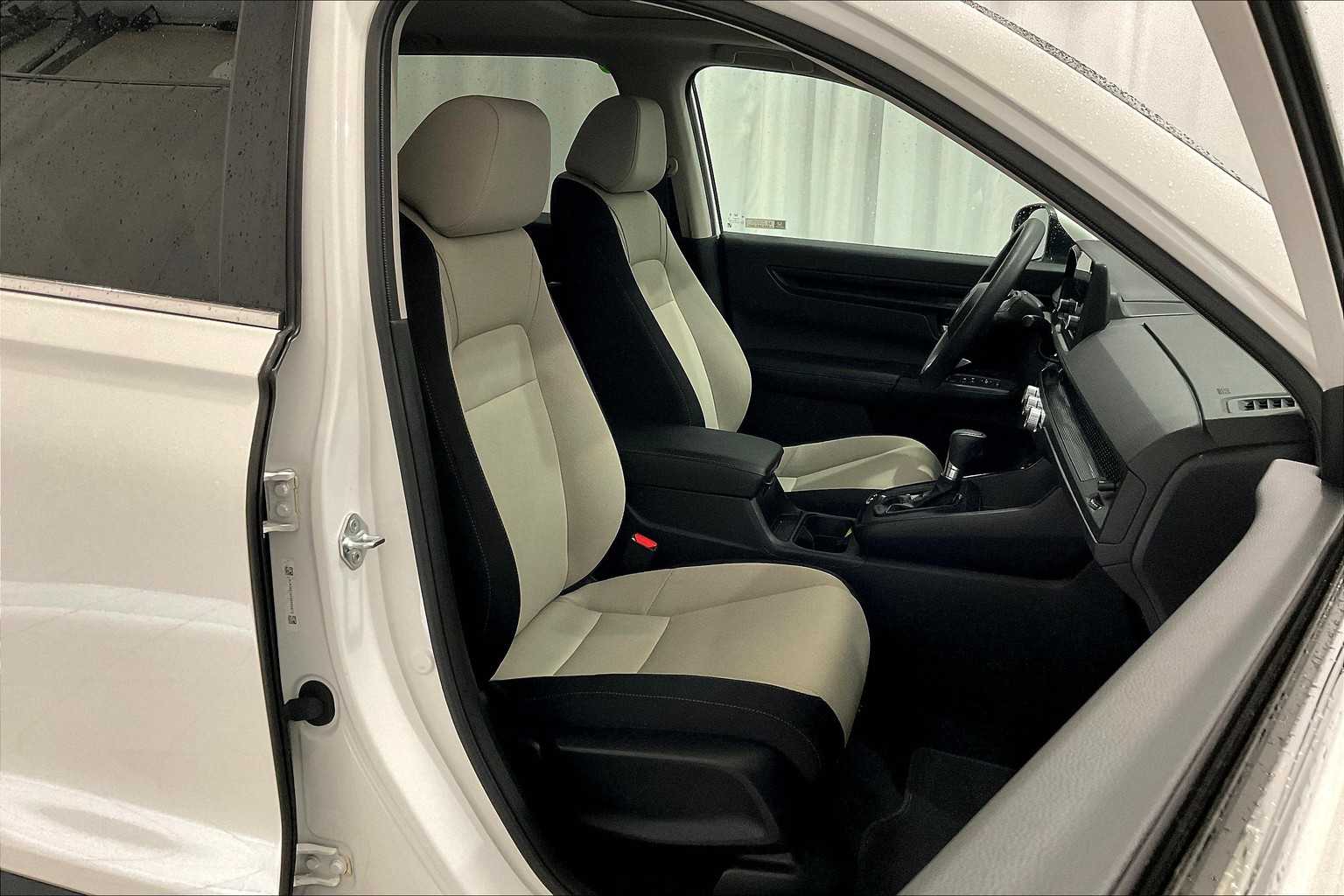 2023 Honda CR-V EX - Photo 11