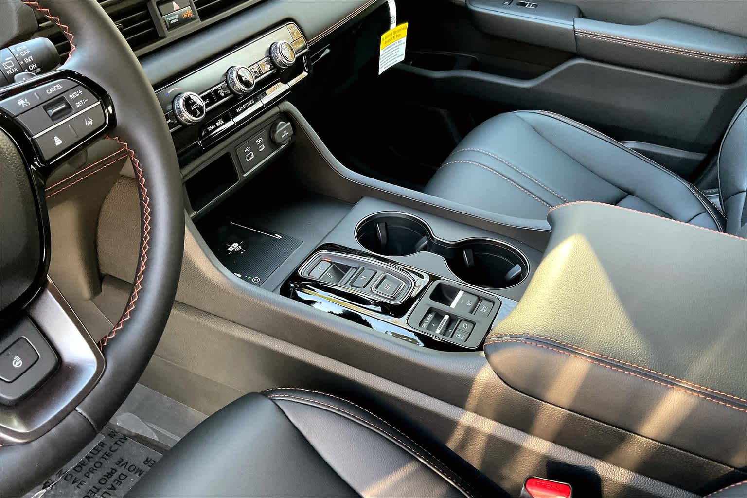 2025 Honda Pilot TrailSport - Photo 14