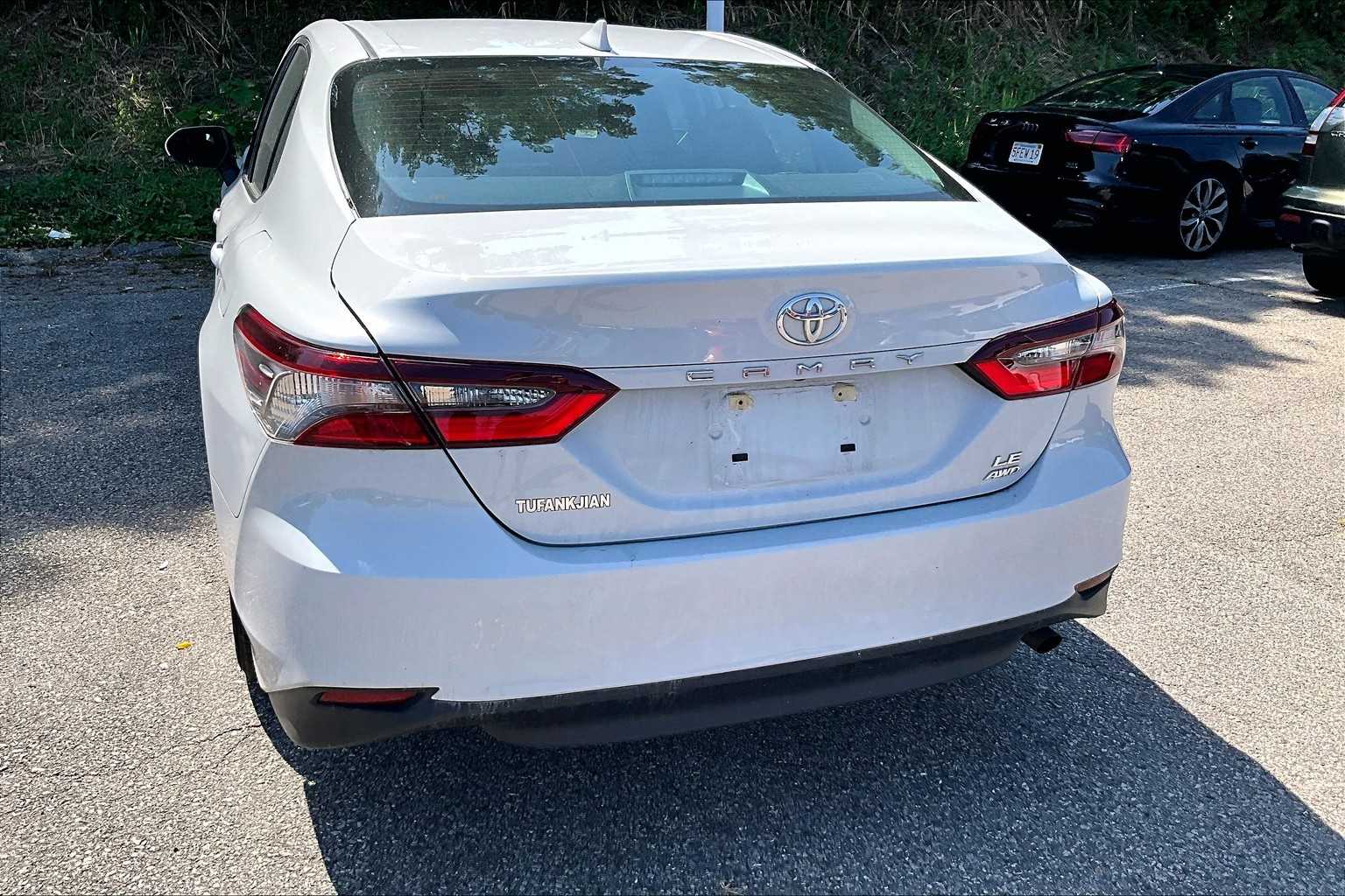 2022 Toyota Camry LE - Photo 7