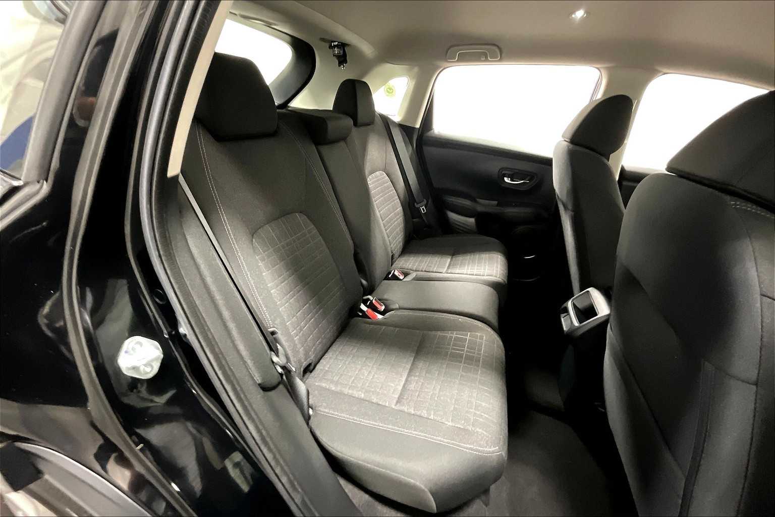 2023 Honda HR-V LX - Photo 16