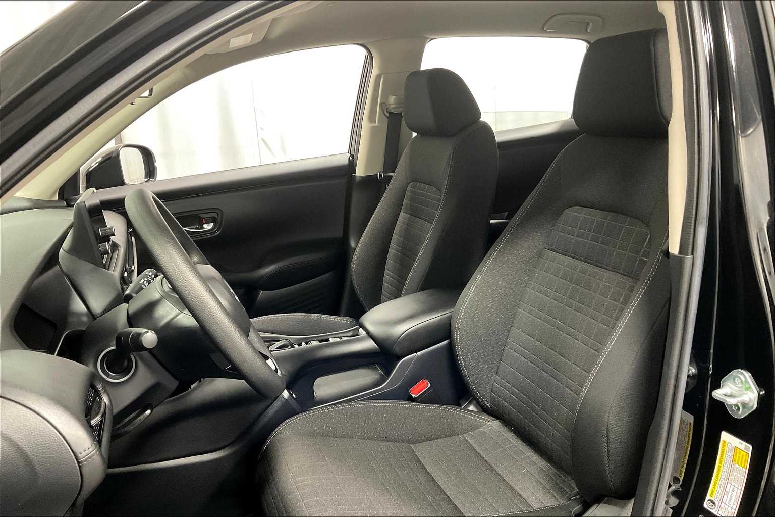 2023 Honda HR-V LX - Photo 10