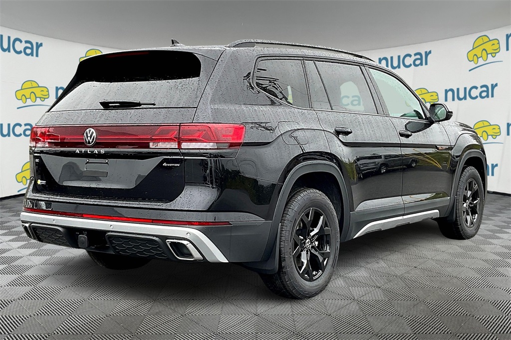2025 Volkswagen Atlas 2.0T Peak Edition SE - Photo 7