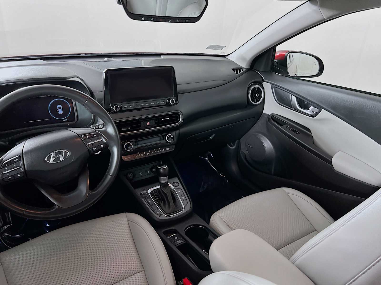 2022 Hyundai Kona Limited - Photo 25