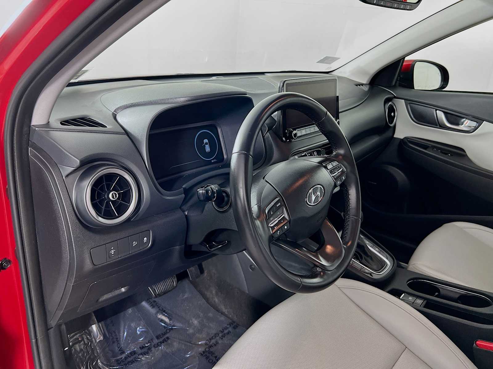 2022 Hyundai Kona Limited - Photo 9