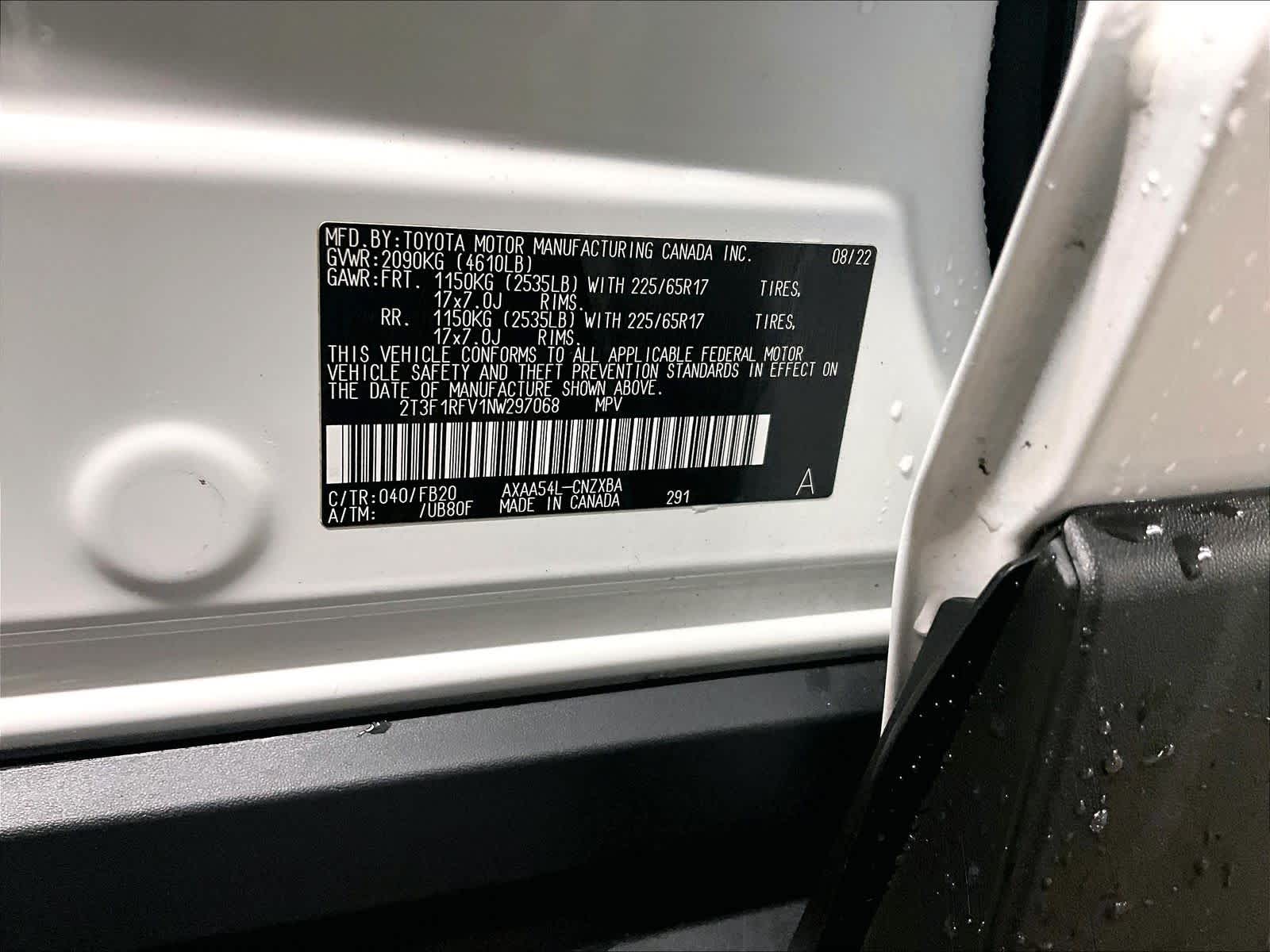 2022 Toyota RAV4 LE - Photo 34