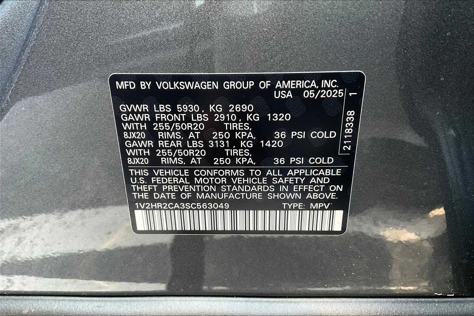 2025 Volkswagen Atlas 2.0T SE w/Technology - Photo 18