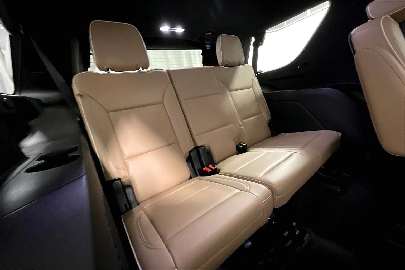 2021 Chevrolet Tahoe Premier - Photo 17