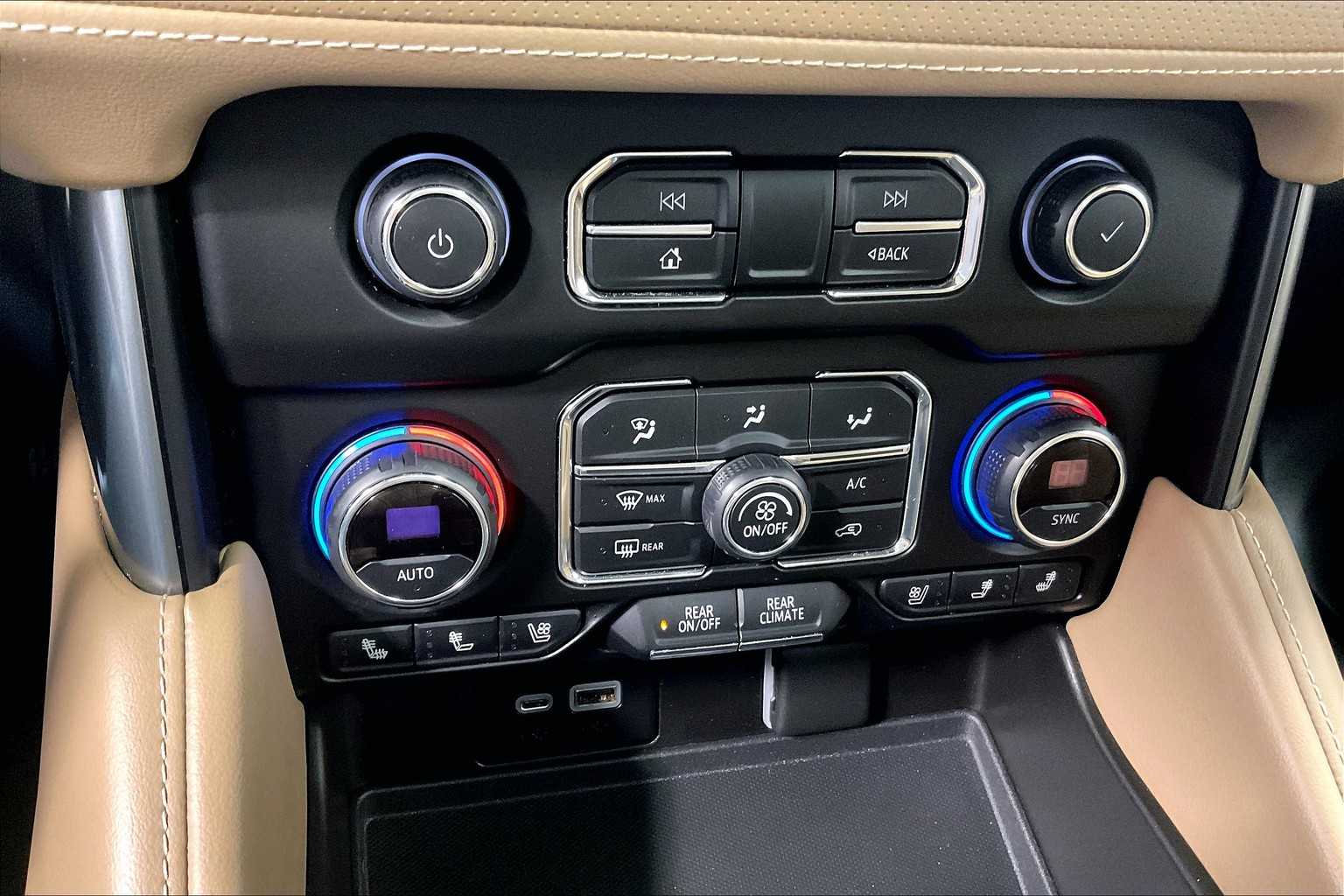 2021 Chevrolet Tahoe Premier - Photo 27