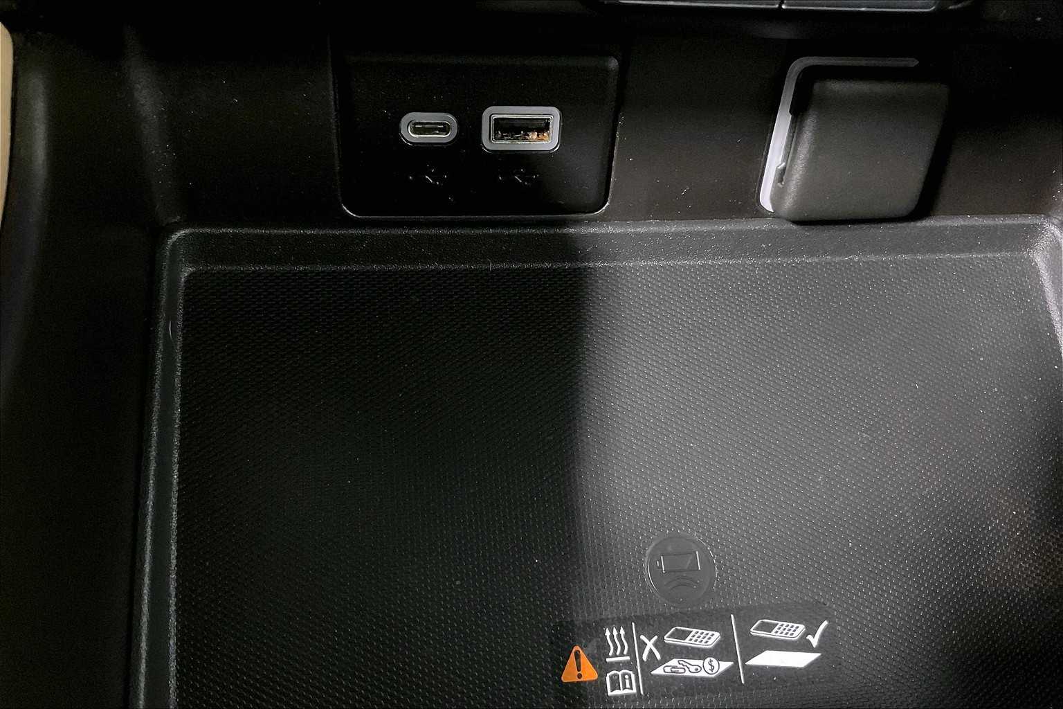 2021 Chevrolet Tahoe Premier - Photo 28
