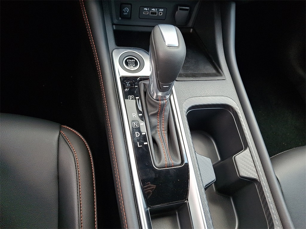 2025 Nissan Sentra SR - Photo 11