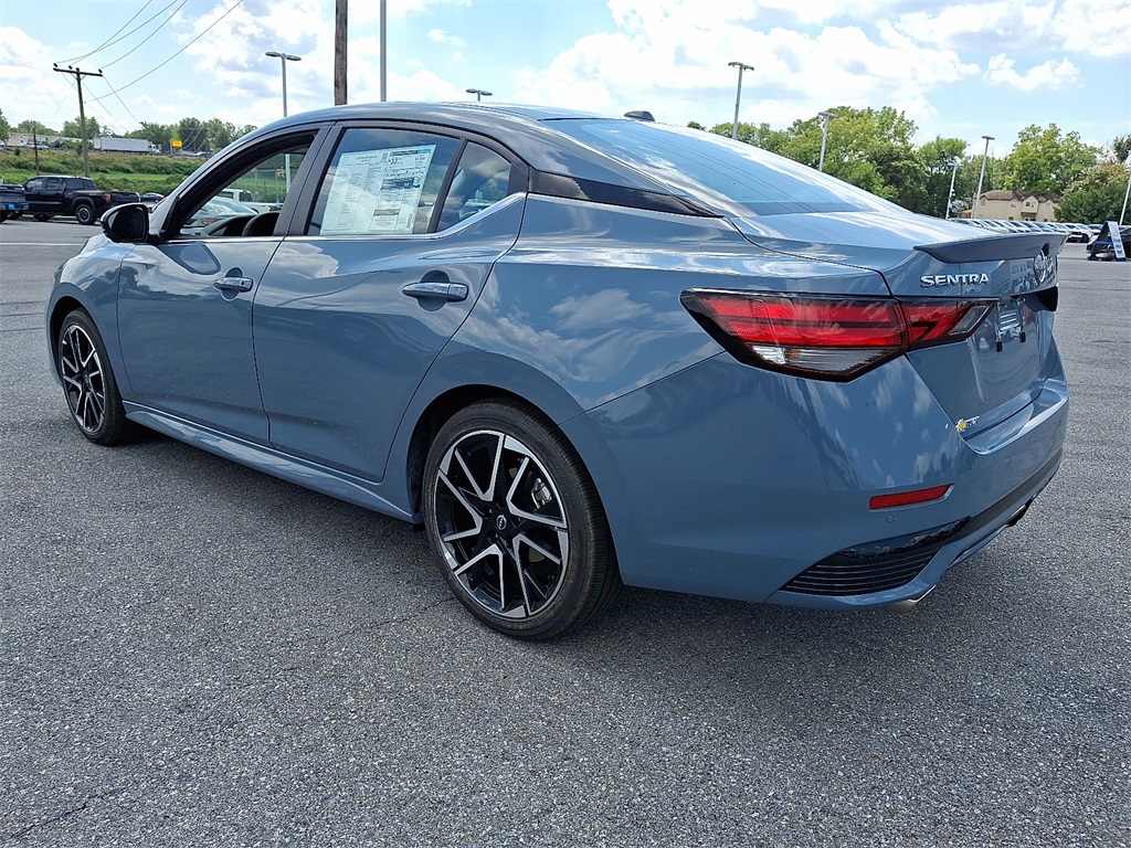 2025 Nissan Sentra SR - Photo 3