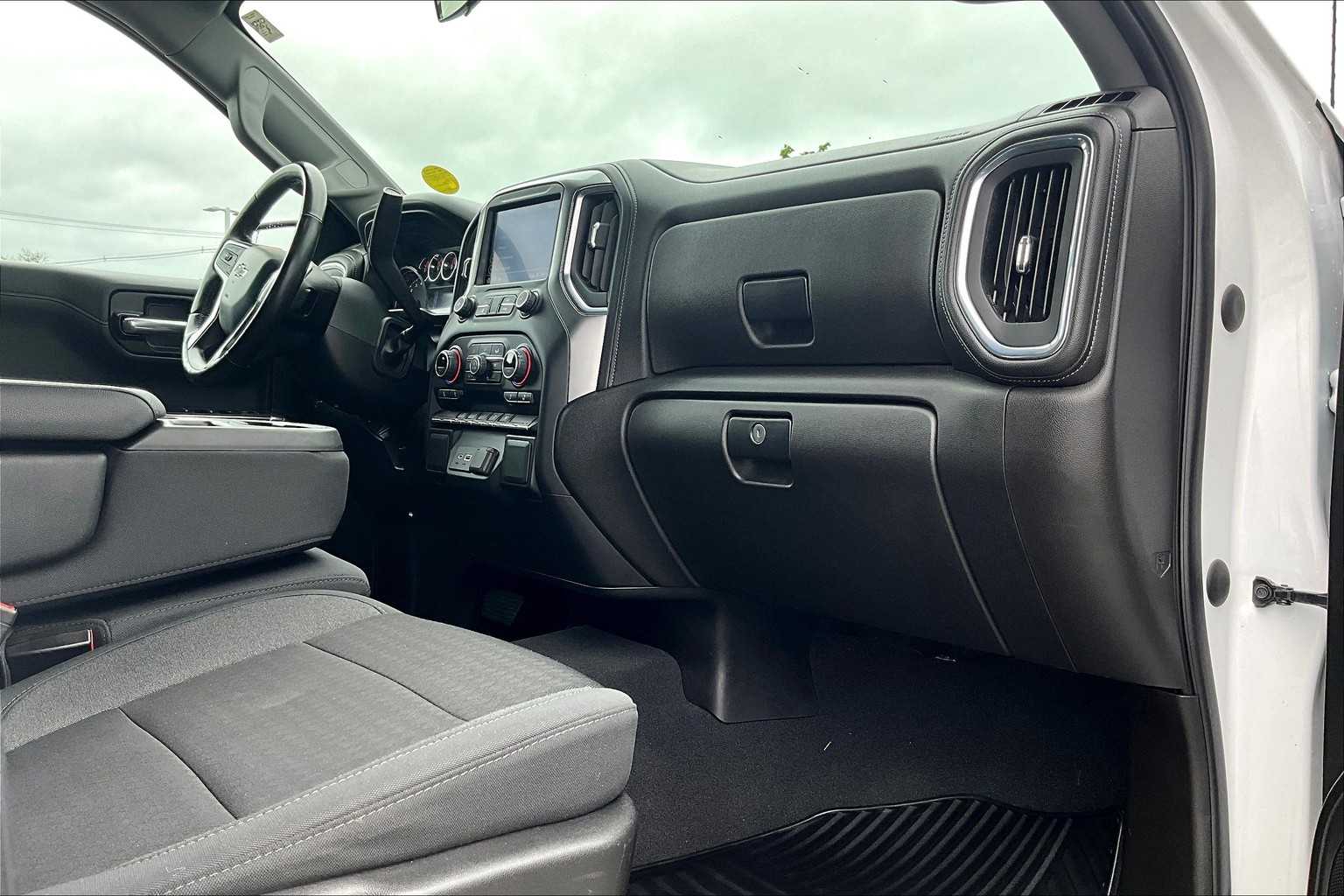 2021 Chevrolet Silverado 1500 RST - Photo 14