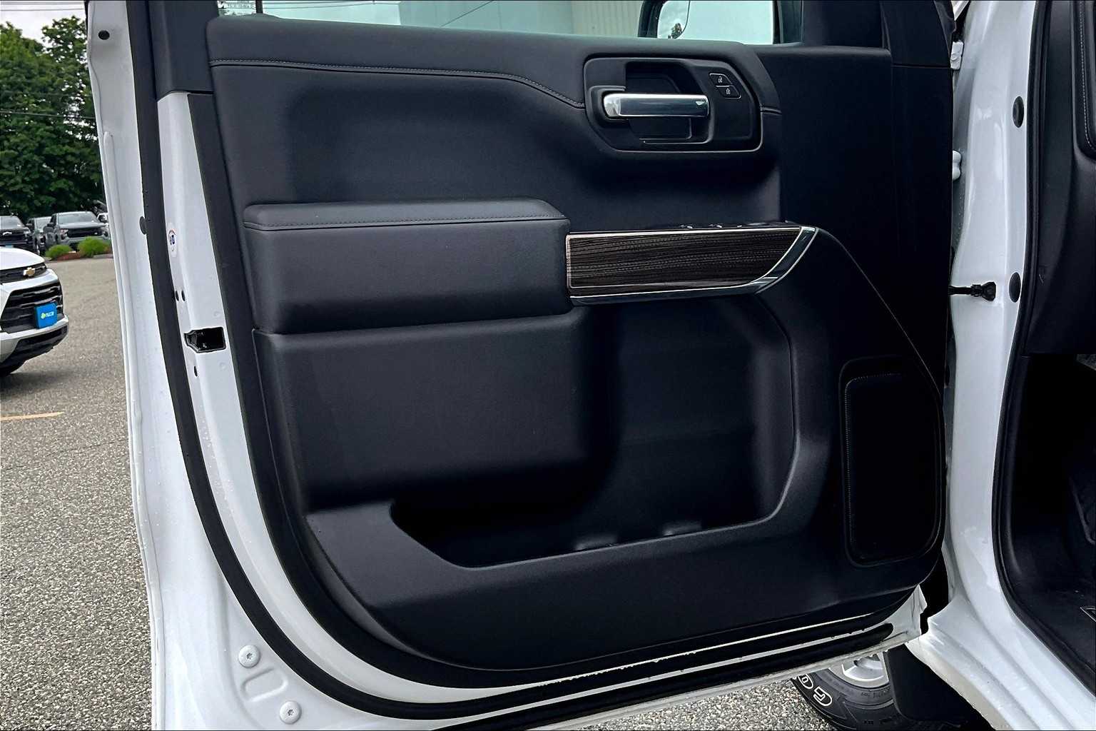 2021 Chevrolet Silverado 1500 RST - Photo 9