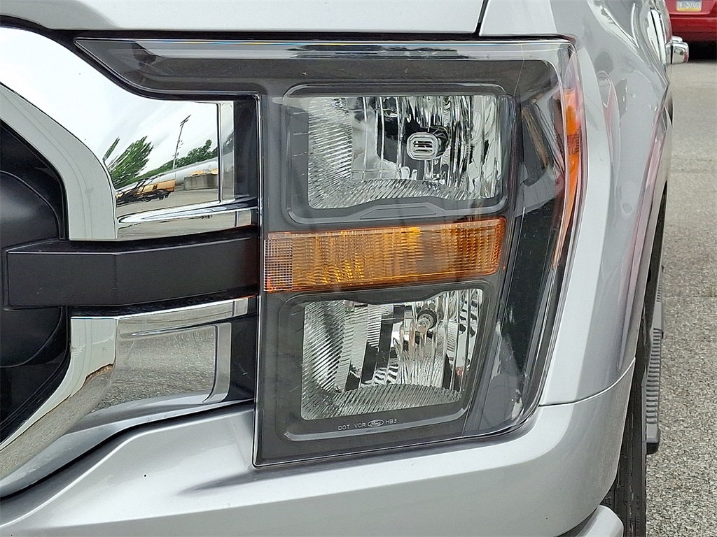 2023 Ford F-150 XL - Photo 8