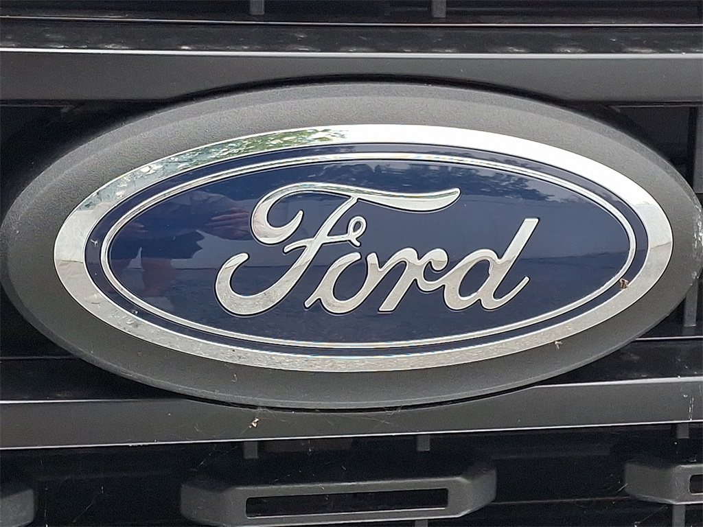 2023 Ford F-150 XL - Photo 9