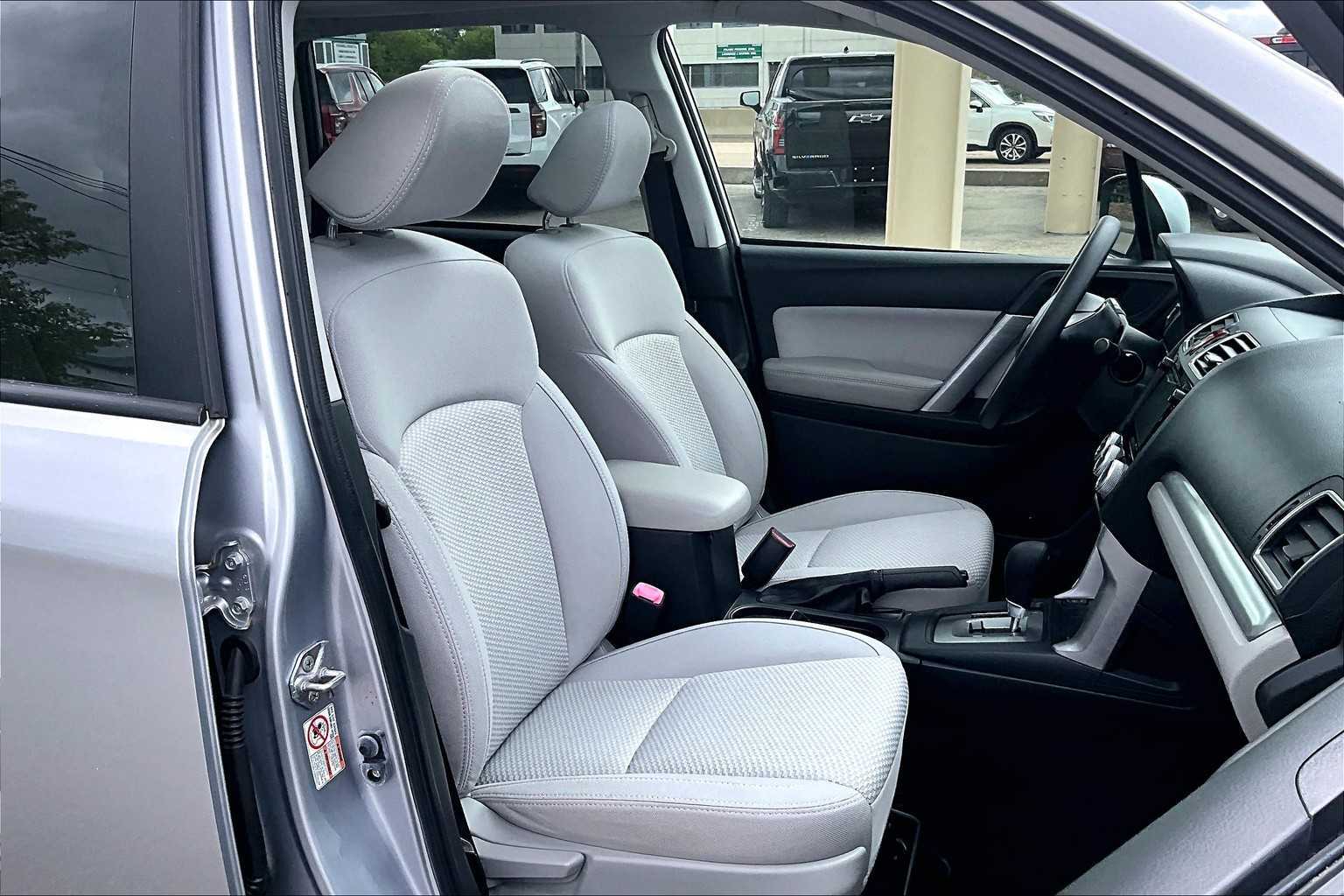 2016 Subaru Forester 2.5i Premium - Photo 11