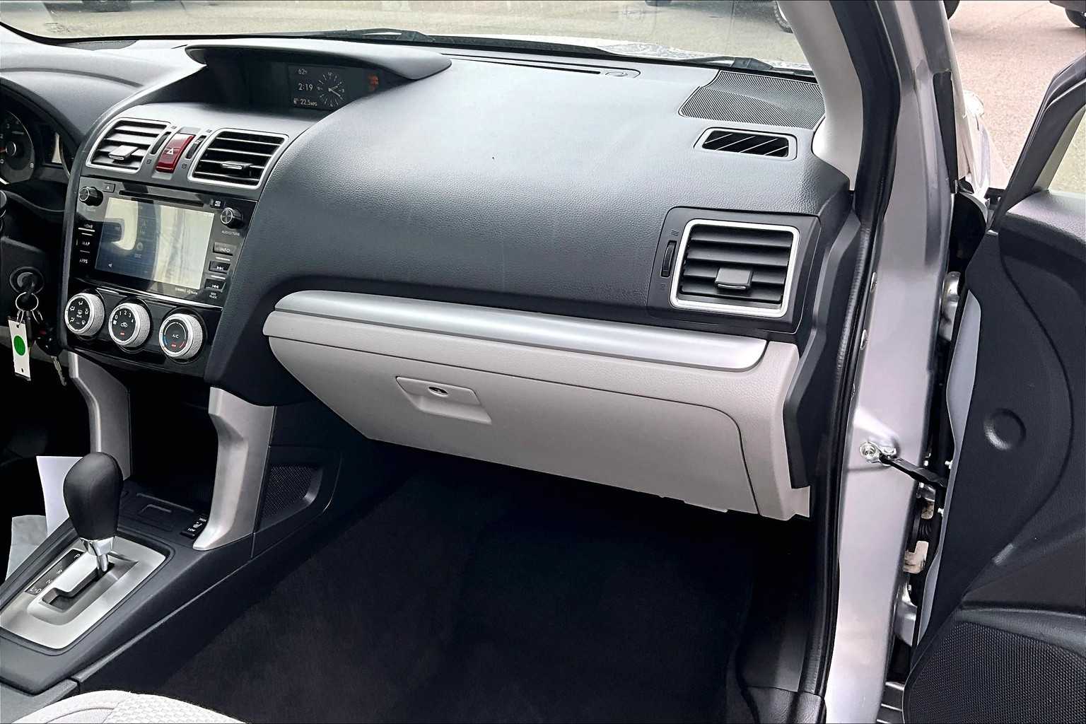 2016 Subaru Forester 2.5i Premium - Photo 13