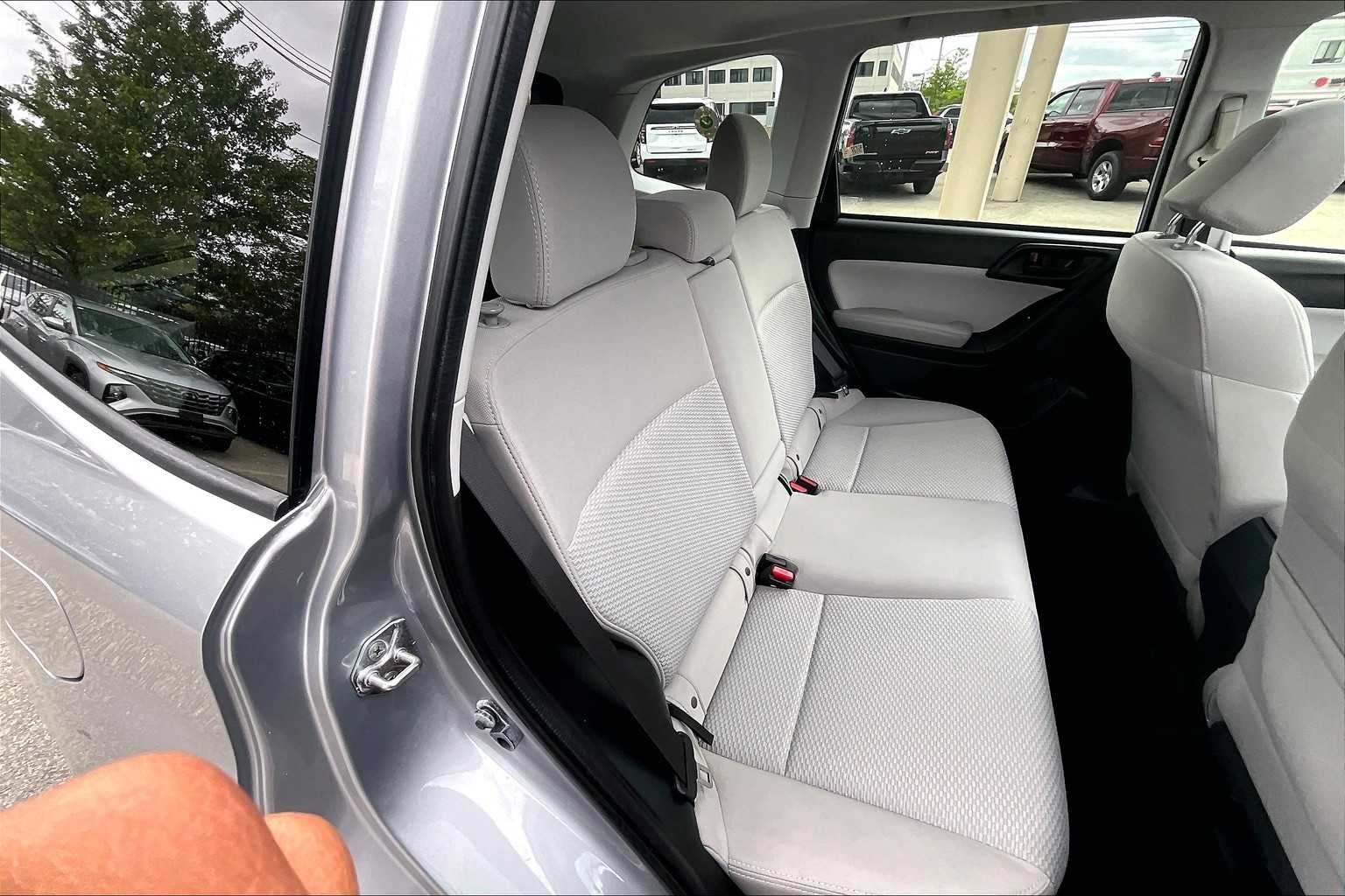 2016 Subaru Forester 2.5i Premium - Photo 16