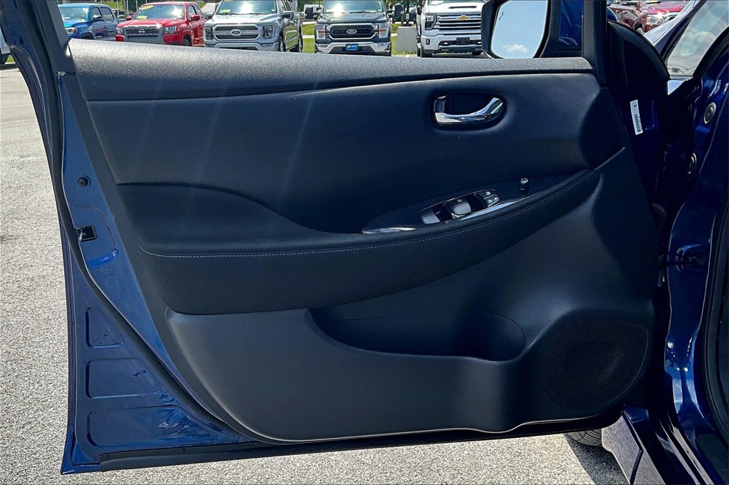 2023 Nissan Leaf SV Plus - Photo 9
